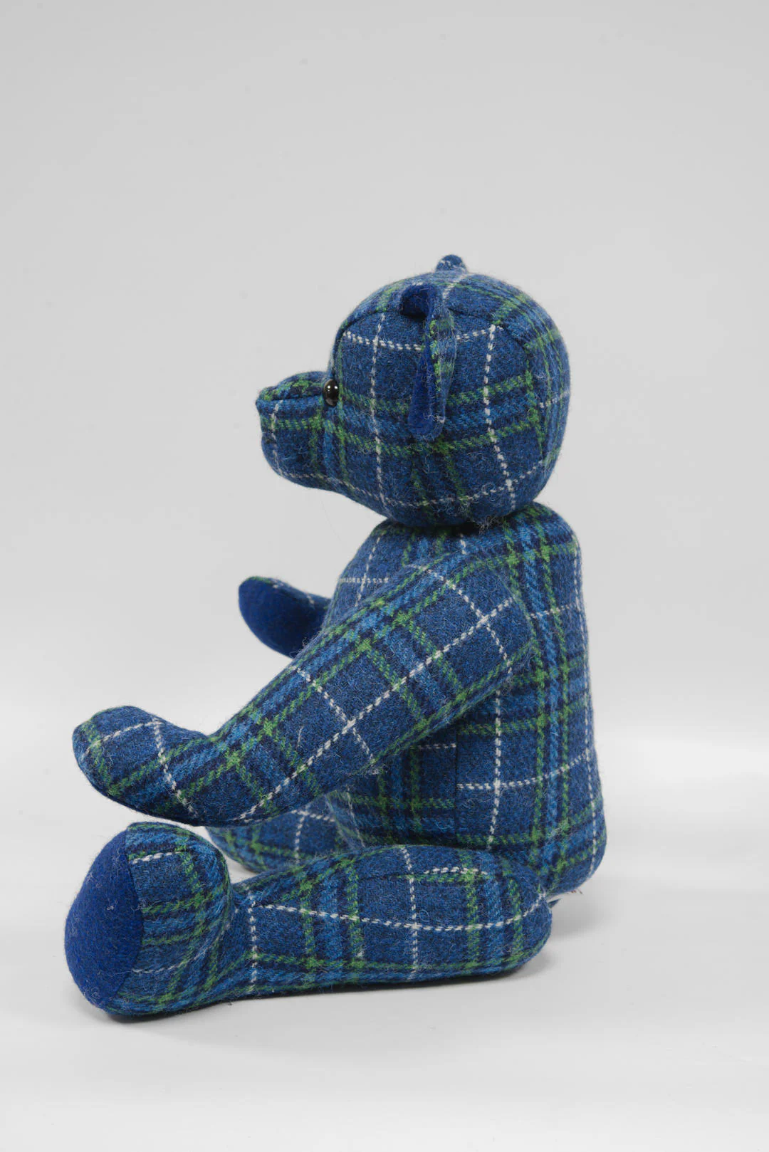 Harris Tweed 20" Fully Jointed Bear - A0169 (Blue) - Image 3