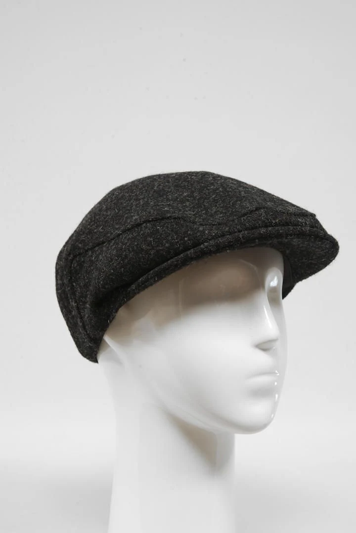 Harris Tweed Flat Cap - Plain Charcoal (HW) - Image 2
