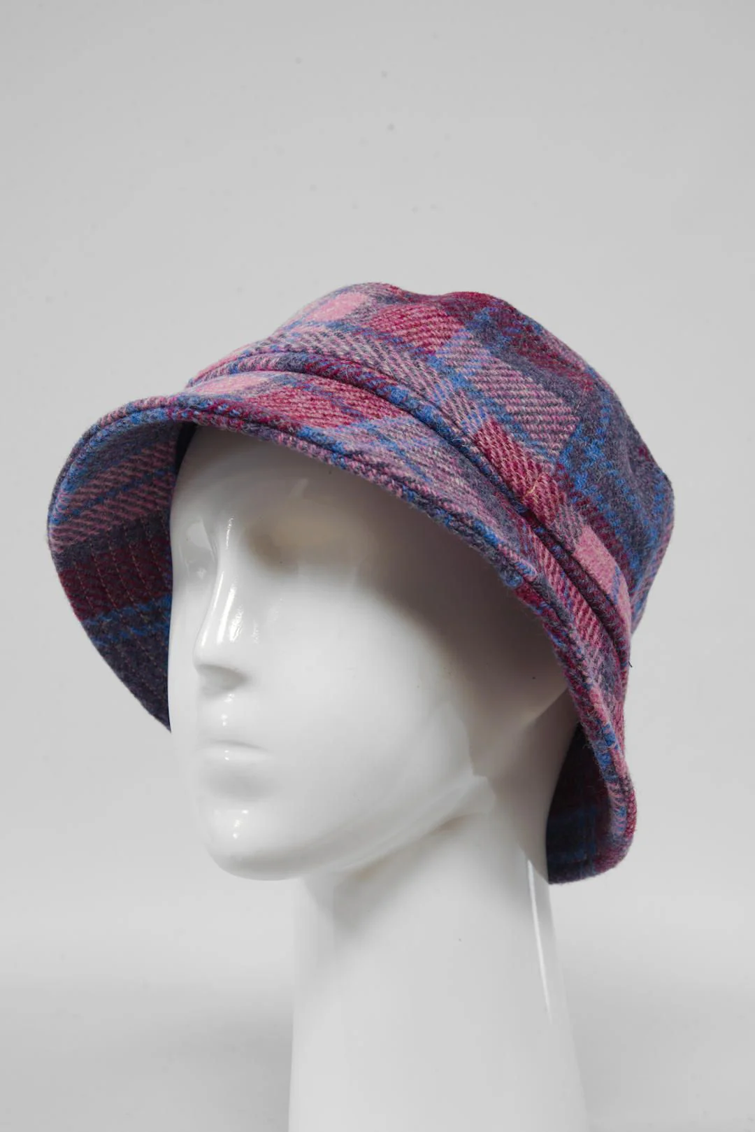 Harris Tweed Ladies Bucket Hat - Pink Blue Check (HH) - Image 3