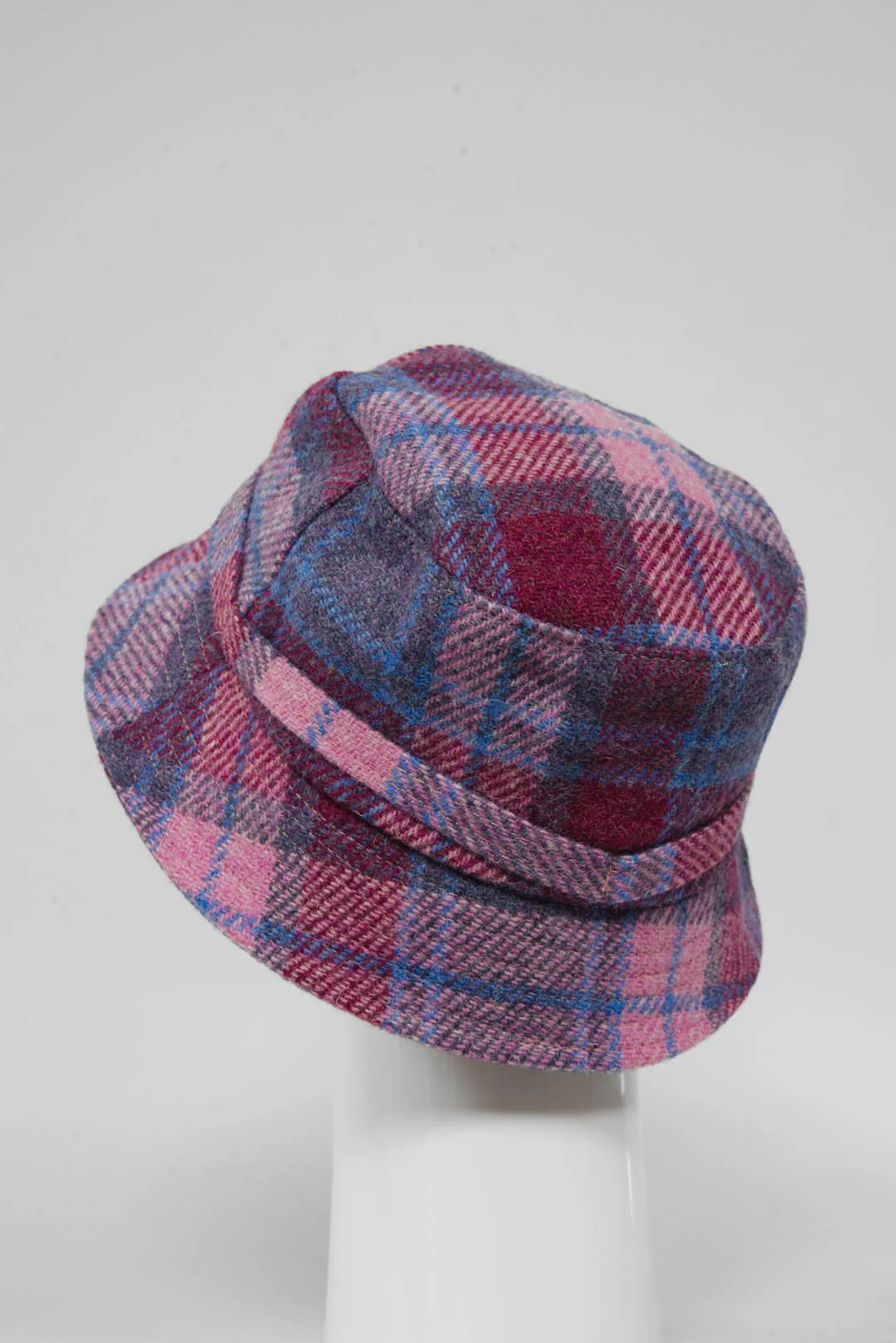 Harris Tweed Ladies Bucket Hat - Pink Blue Check (HH) - Image 5
