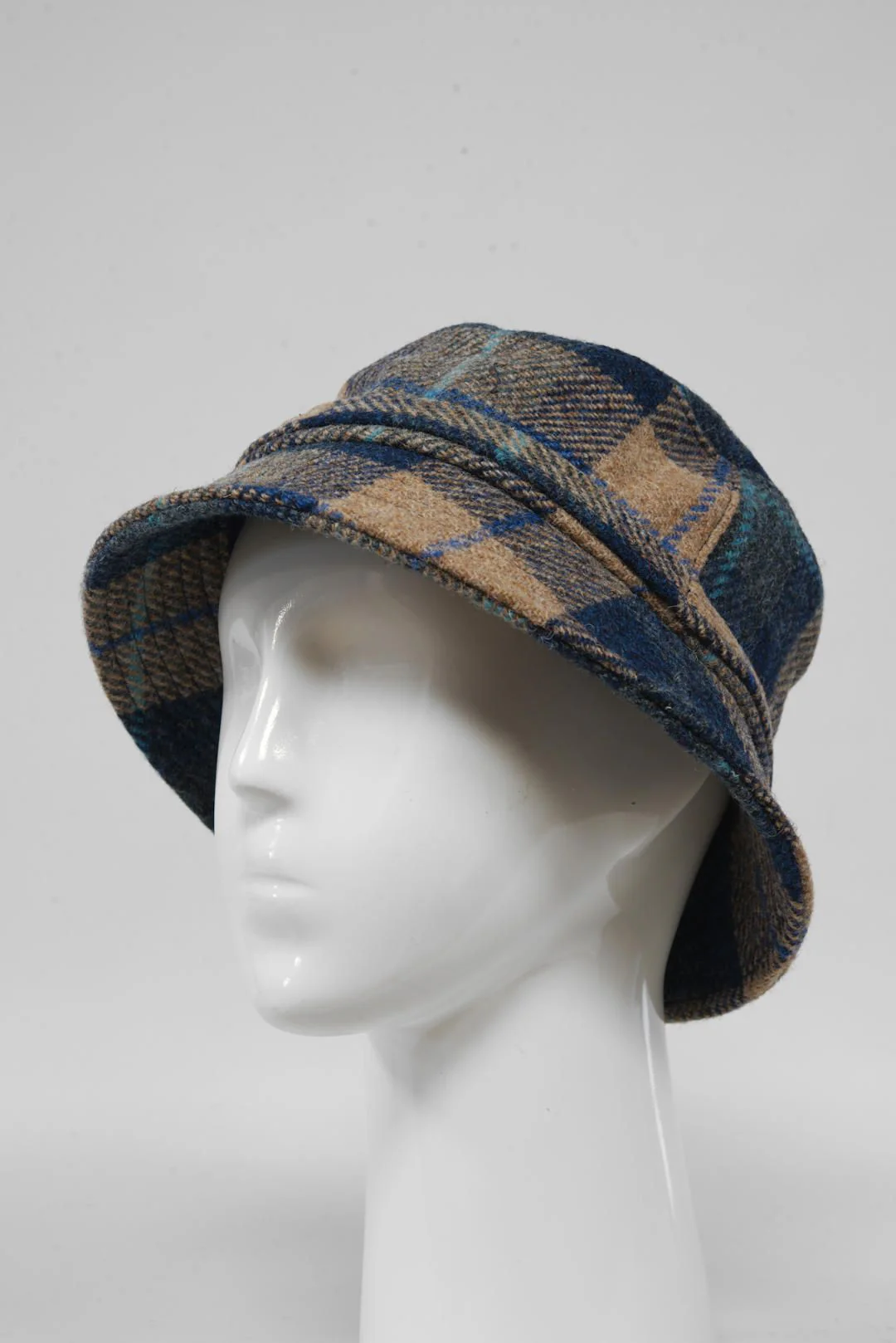 Harris Tweed Ladies Bucket Hat - Sand Navy Check (HH) - Image 3