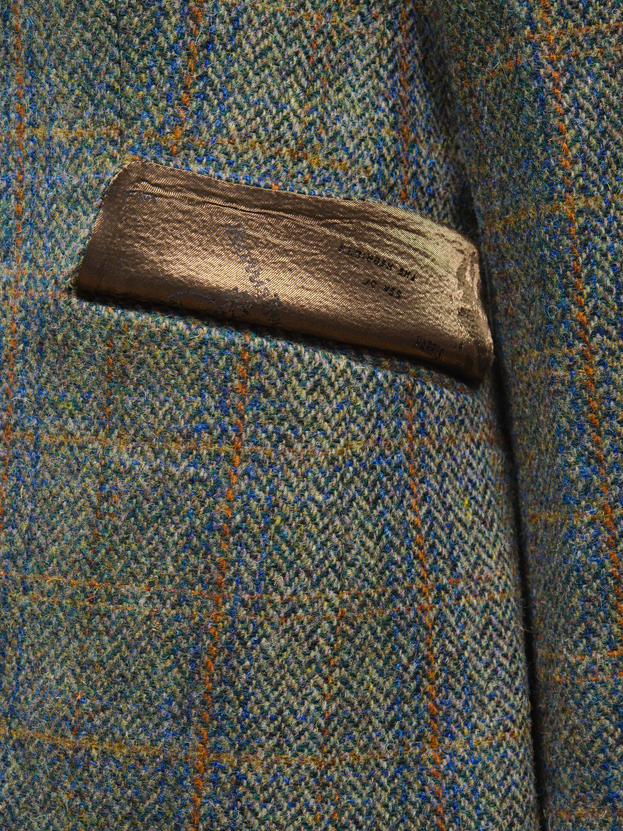 Harris Tweed Ladies Fitted Jacket - Green Herringbone With Overcheck - Image 6
