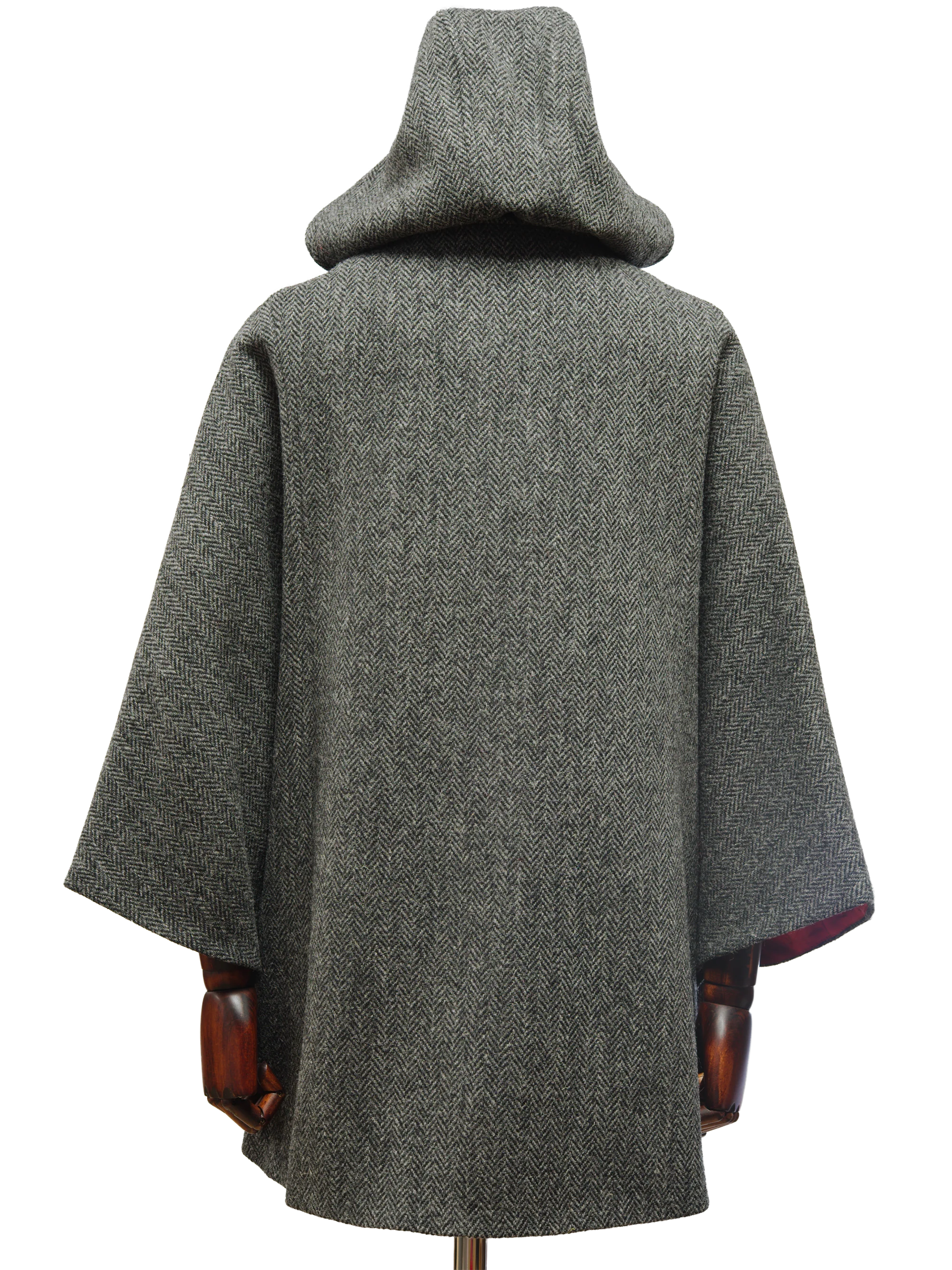 Harris Tweed Ladies Hooded Cape - HB64 Black/Grey Herringbone - Image 5
