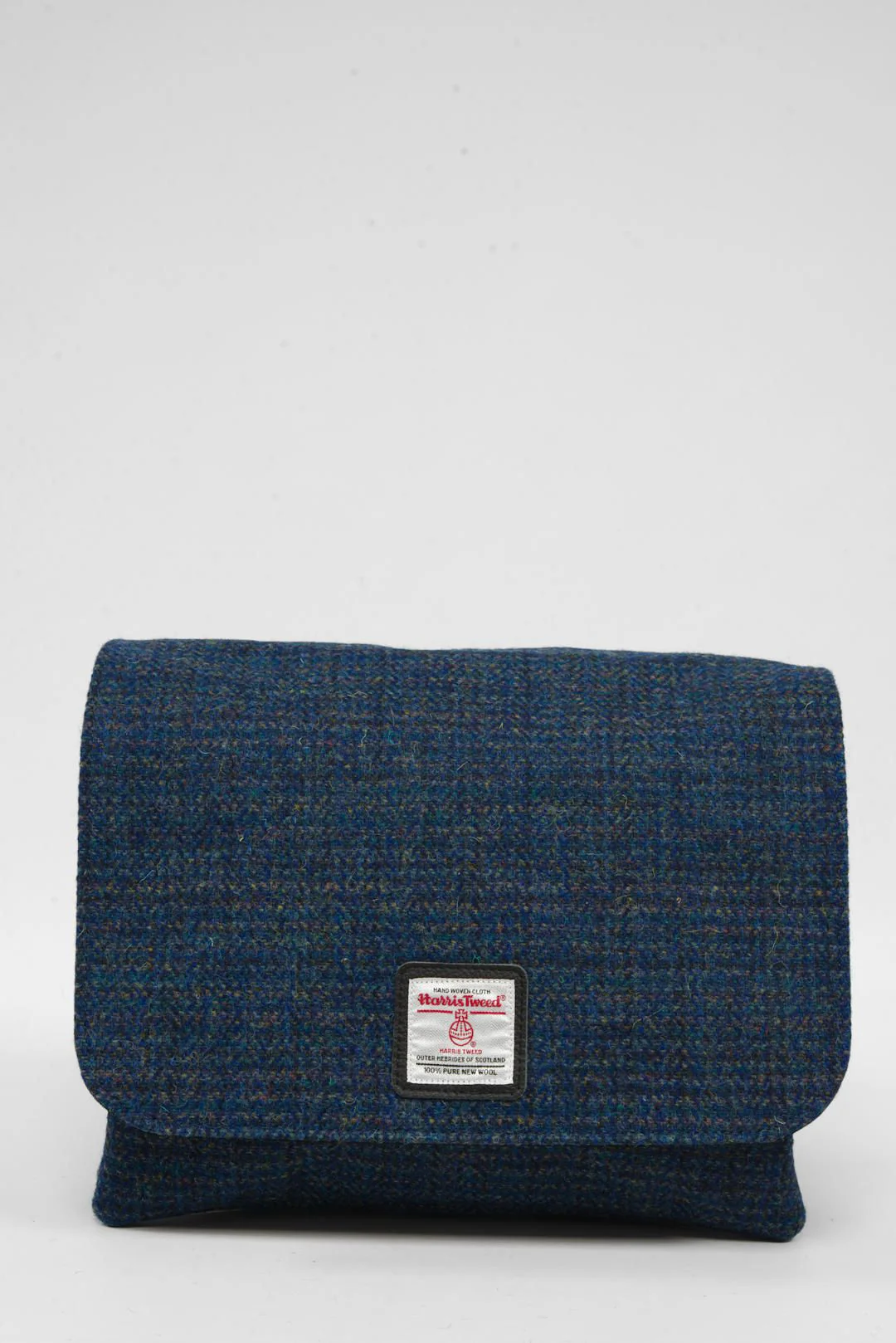 Harris Tweed Scalpay Bag - A0207 (Black Leather) - Image 5