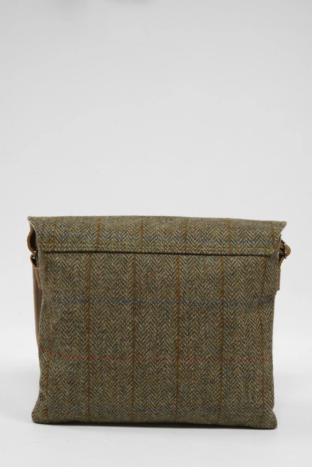 Harris Tweed Scalpay Bag - HB55 (Tan Leather) - Image 8