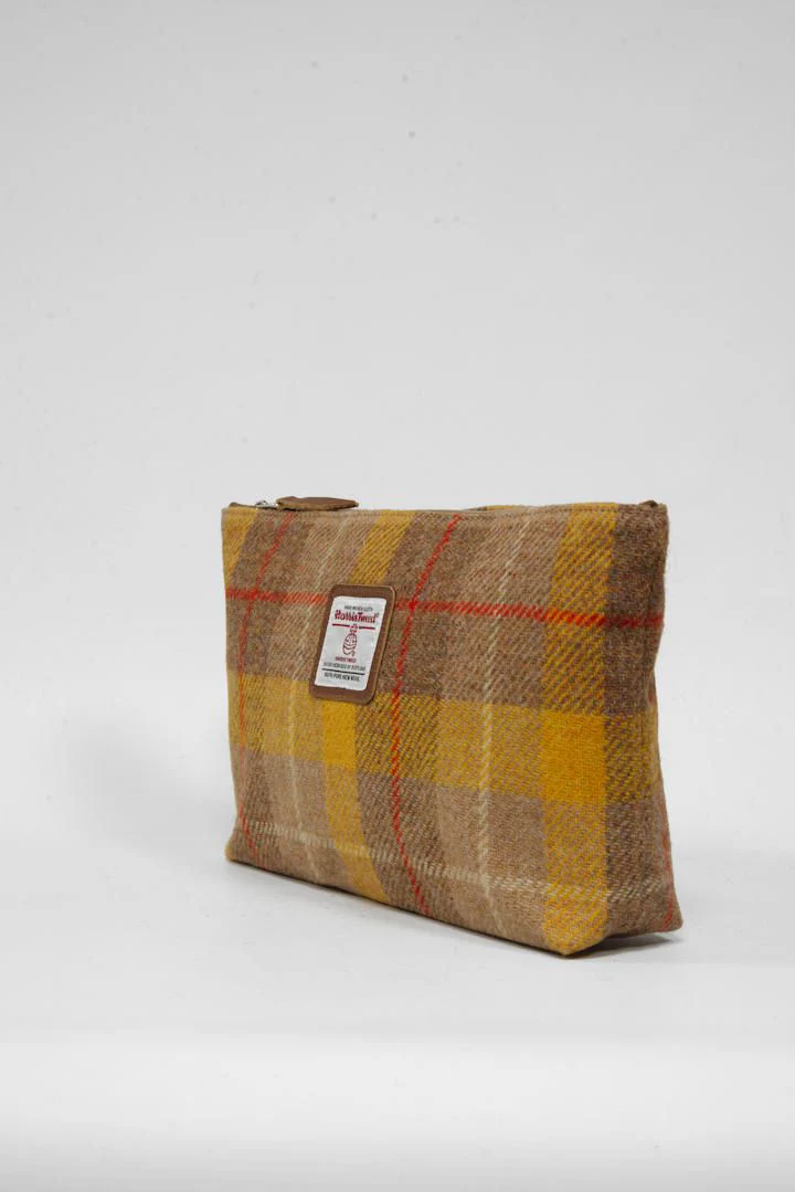 Harris Tweed Toiletries Bag - A0230 (Tan Leather) - Image 2