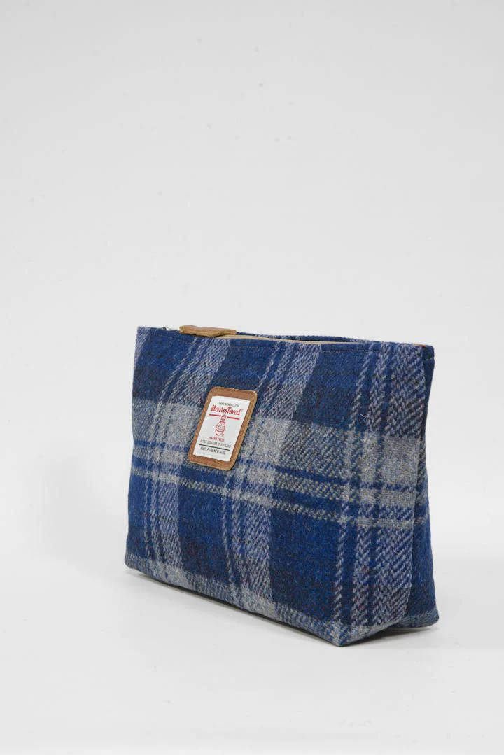 Harris Tweed Toiletries Bag - A0237 (Tan Leather) - Image 2