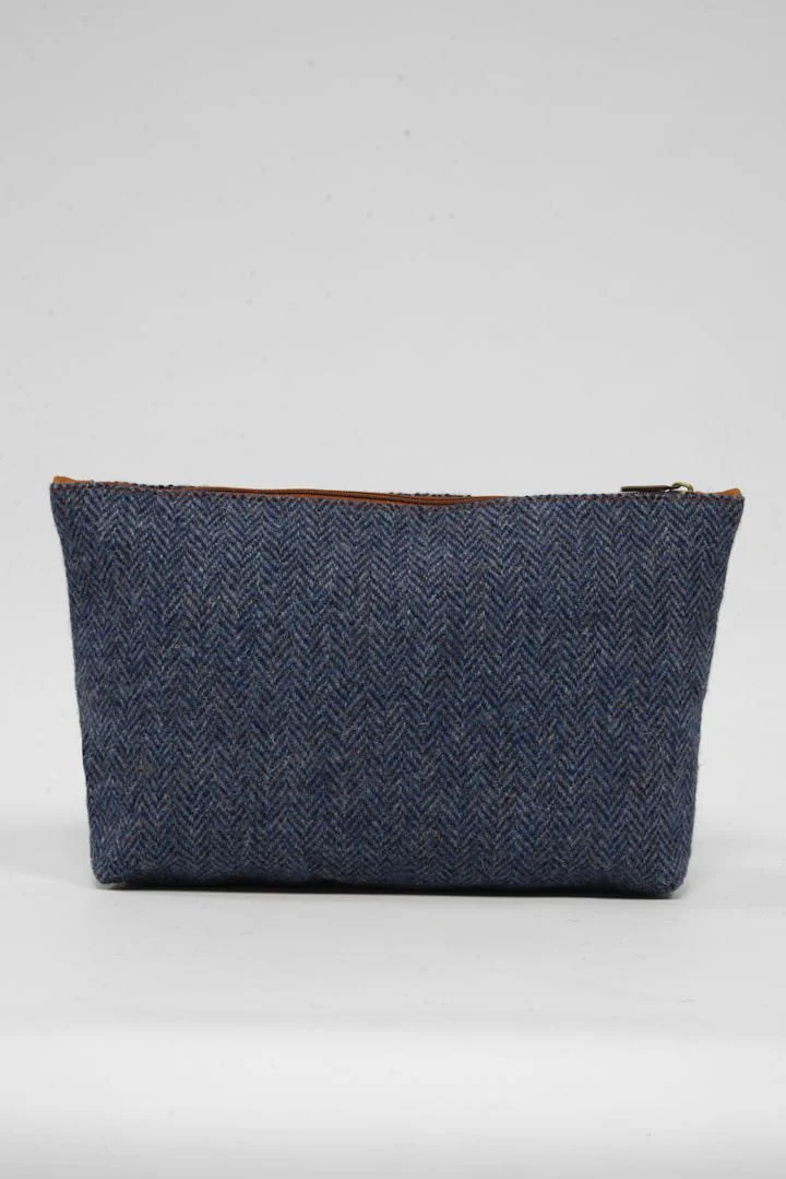 Harris Tweed Toiletries Bag - HB81 (Tan Leather) - Image 3